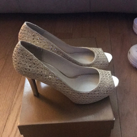 Heels for any occasion! - Picture 3 of 4